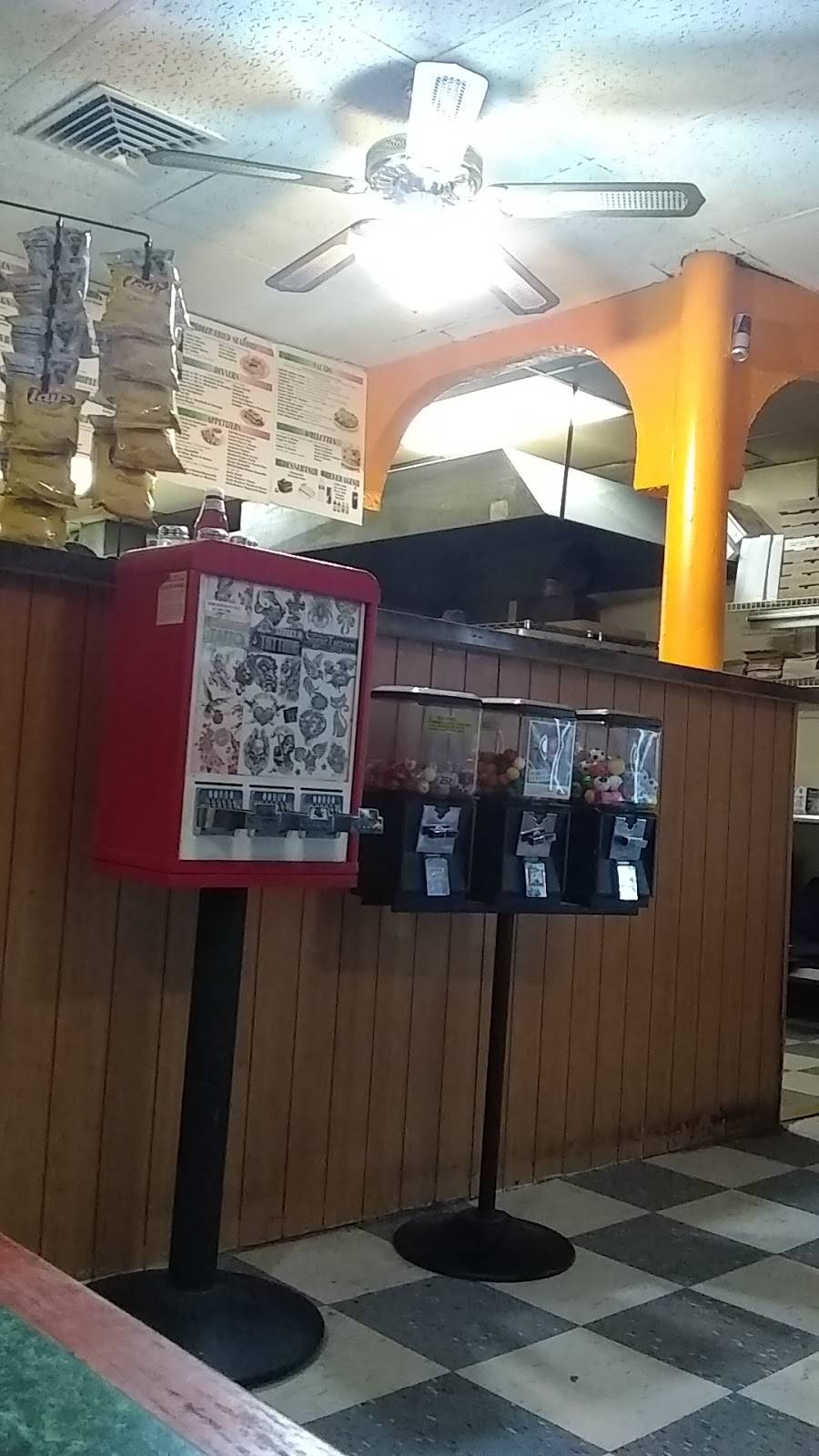 Uptown Pizza | meal delivery | 300 E Main St, Meriden, CT 06450, USA | 2032379339 OR +1 203-237-9339