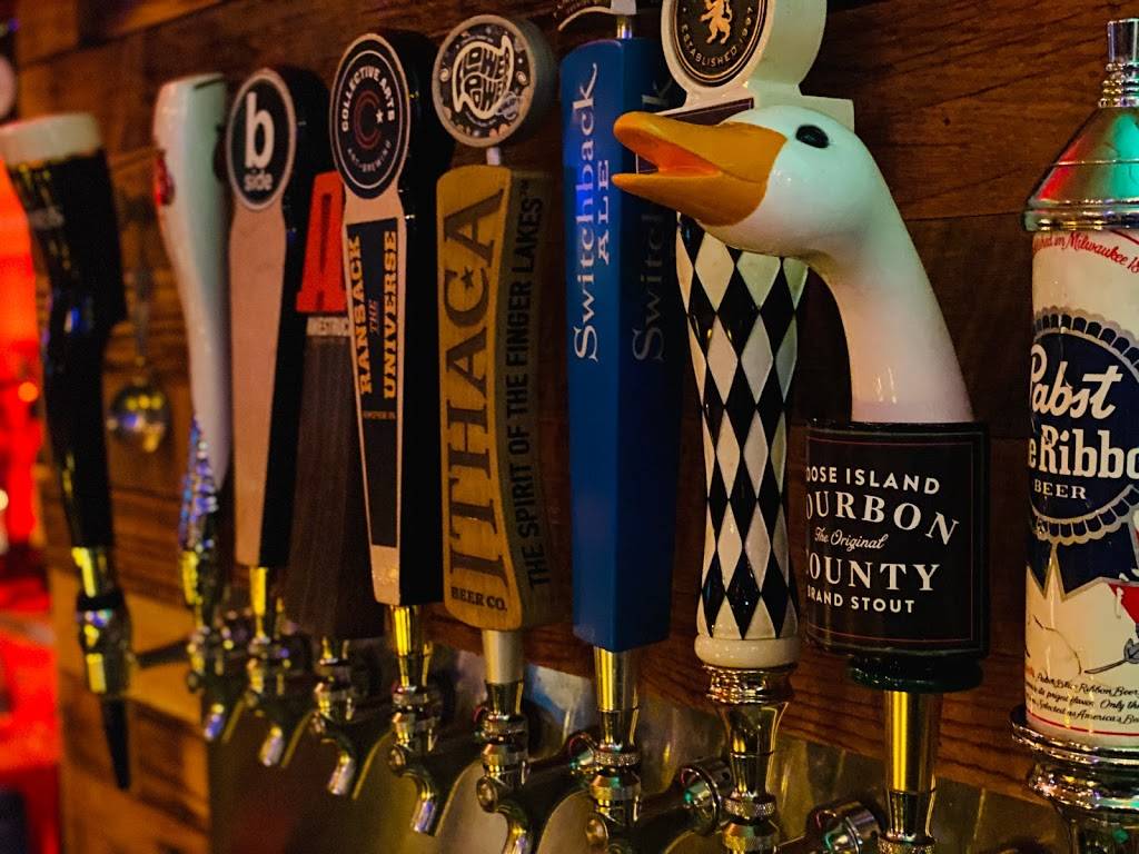 b side | restaurant | 1 Clinton Plaza Dr, Oneonta, NY 13820, USA | 6074322053 OR +1 607-432-2053