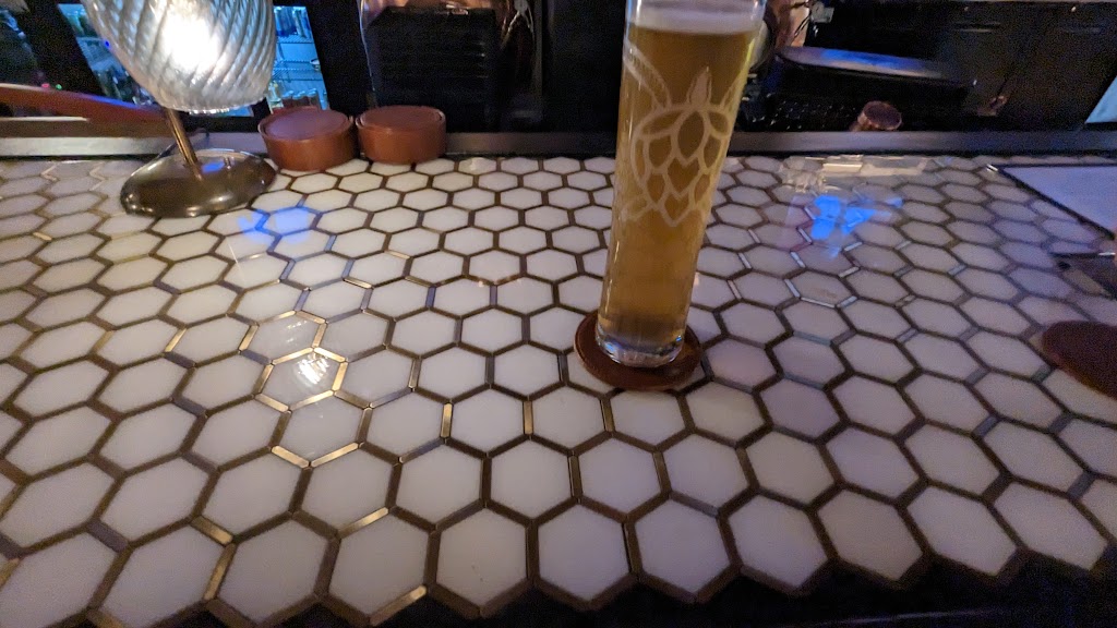 The Copper Turtle Brewery & Taverne | restaurant | 330 E Menomonee St, Milwaukee, WI 53202, USA | 4142266196 OR +1 414-226-6196