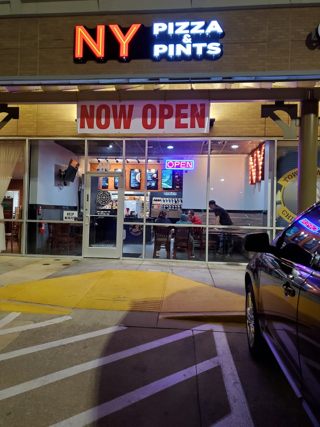 New York Pizza and Pints | restaurant | 2717 Cross Timbers Rd #410, Flower Mound, TX 75028, USA | 2142225741 OR +1 214-222-5741