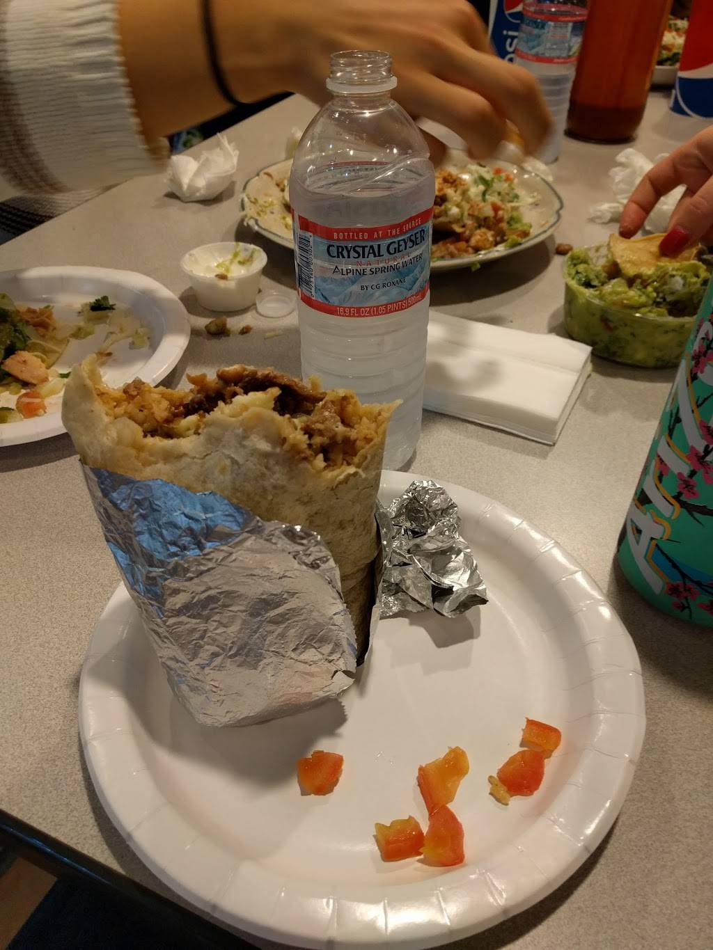 La Tiendita | restaurant | 114 Avenida Victoria, San Clemente, CA 92672, USA | 9493662924 OR +1 949-366-2924