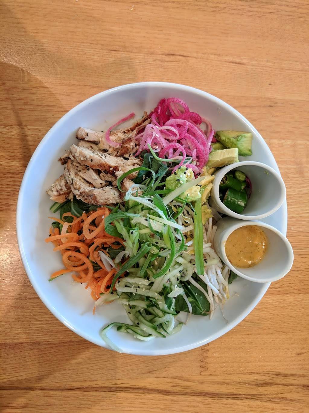 California Pizza Kitchen at Virginia Beach | restaurant | 200 Central Park Ave, Virginia Beach, VA 23462, USA | 7574562630 OR +1 757-456-2630