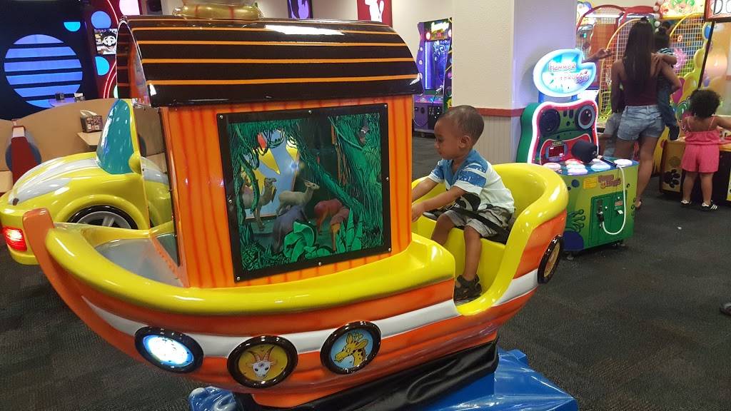 Chuck E. Cheeses | restaurant | 700 Exterior Street, The Bronx, NY 10451, USA | 7182927812 OR +1 718-292-7812