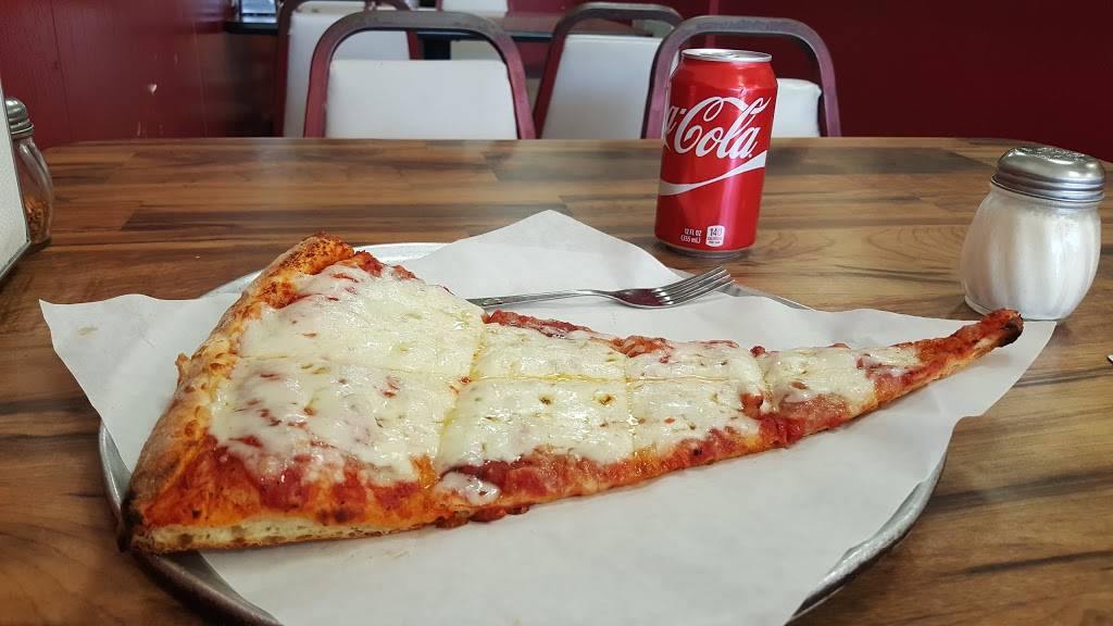 Rosa Giant Pizza | restaurant | 1680 Broadway G, Chula Vista, CA 91911, USA | 6195750519 OR +1 619-575-0519