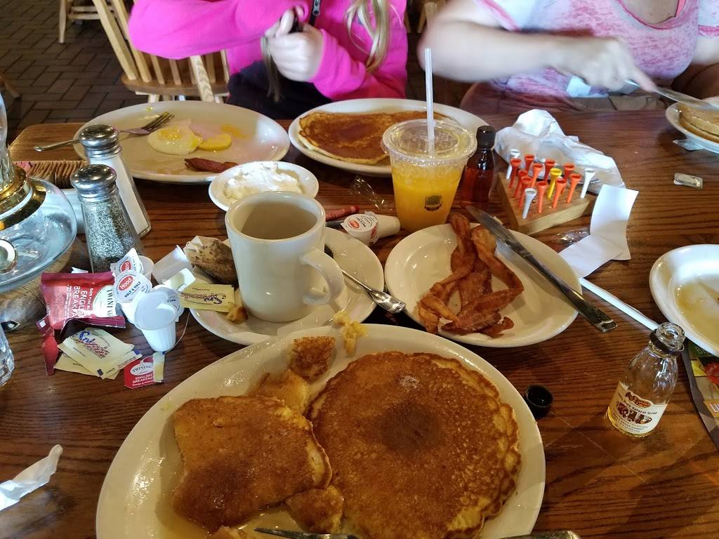 Cracker Barrel Old Country Store | restaurant | 1860 Winderly Ln, Pickerington, OH 43147, USA | 6147597799 OR +1 614-759-7799