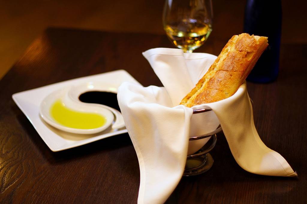 Stonefire | restaurant | 8700 Bathurst St, Thornhill, ON L4J 9J8, Canada | 9057093473 OR +1 905-709-3473