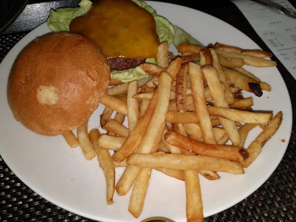 Dan and Brads | restaurant | 950 N Stafford St, Arlington, VA 22203, USA | 7038125114 OR +1 703-812-5114