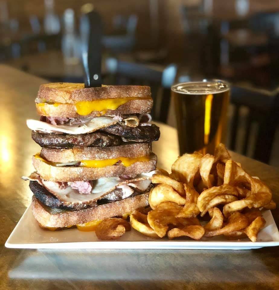 Jamiesons International Tavern | restaurant | 6139 Haggerty Rd, West Bloomfield Township, MI 48322, USA | 2488639142 OR +1 248-863-9142