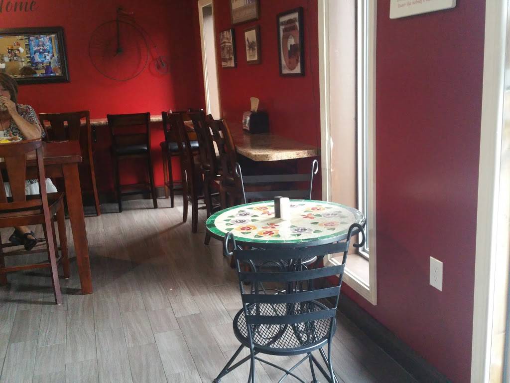 Express Lunch | restaurant | 144 S Main St, Crossville, TN 38555, USA | 9317071061 OR +1 931-707-1061