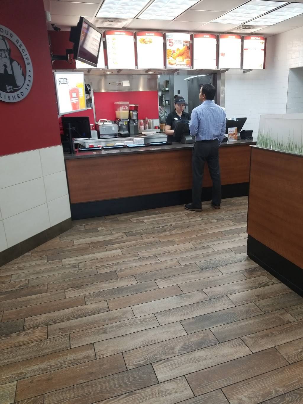 Wendys | restaurant | 3450 W Greenway Rd, Phoenix, AZ 85053, USA | 6025481966 OR +1 602-548-1966