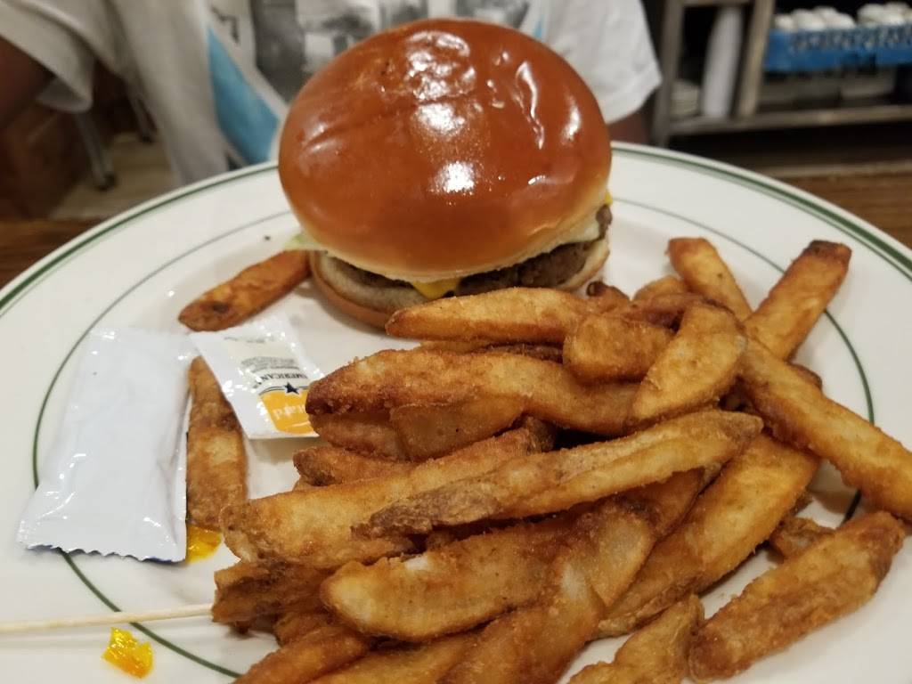 Coach House Restaurant | restaurant | 637 SE Main St, Simpsonville, SC 29681, USA | 8649678840 OR +1 864-967-8840