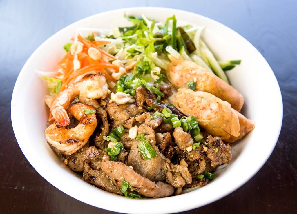 Ha Long Bay Pho & Grill | restaurant | 13152 Newport Ave Ste A, Tustin, CA 92780, USA | 7148523897 OR +1 714-852-3897