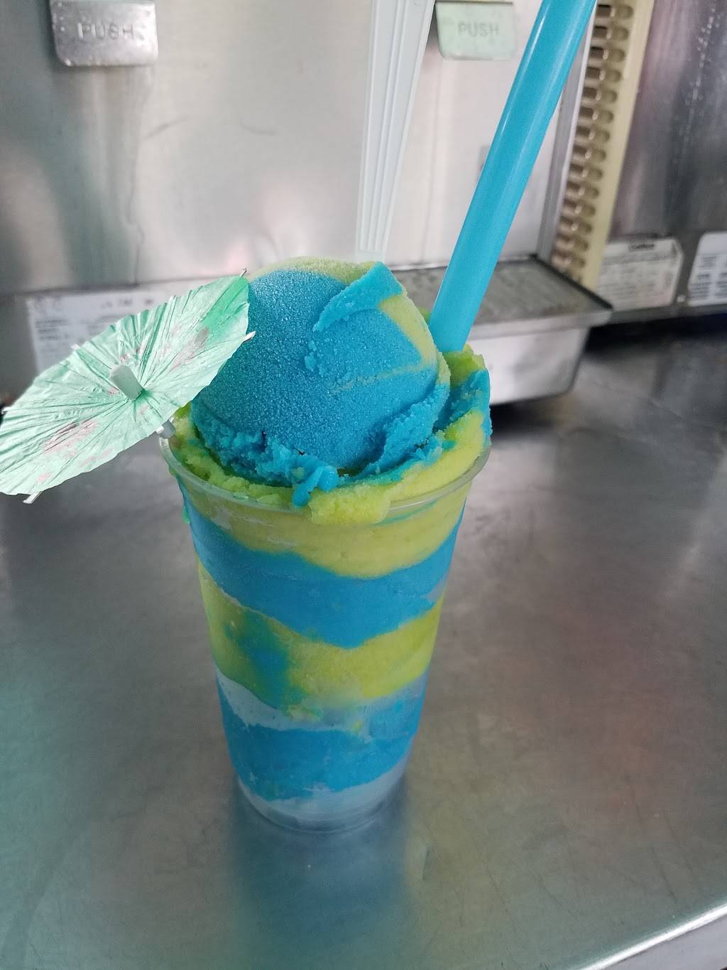 Island Dream Food Truck | restaurant | 8671 Lem Turner Rd, Jacksonville, FL 32208, USA | 9045378788 OR +1 904-537-8788