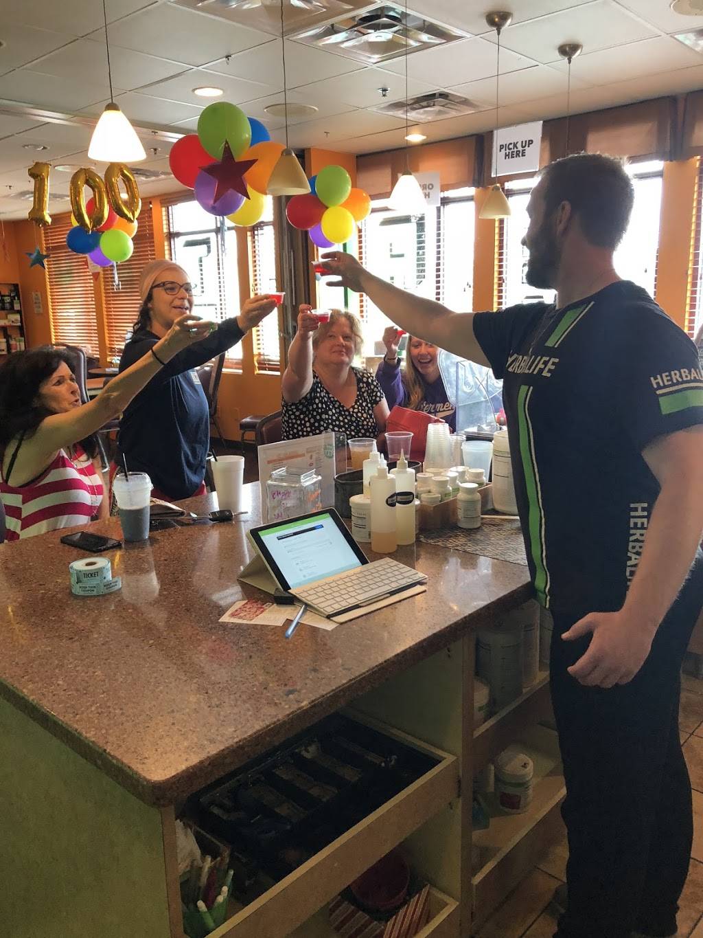 HealthyVIBE | restaurant | 3450 Bunker Lake Blvd NW, Andover, MN 55304, USA | 6127153545 OR +1 612-715-3545