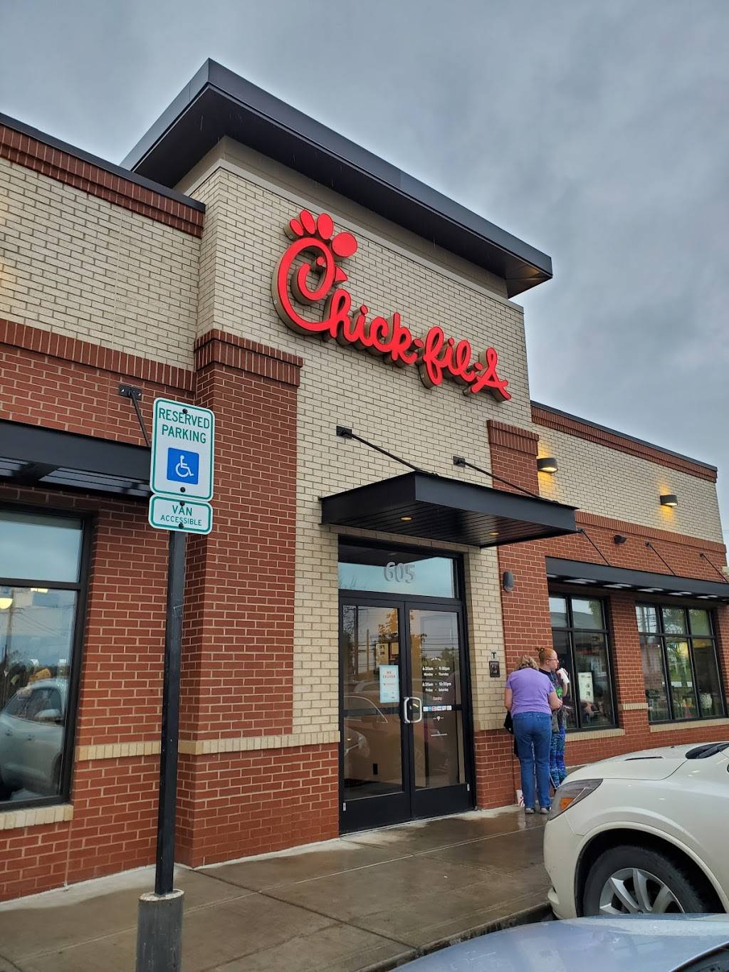 Chick-fil-A Bangor | restaurant | 605 Stillwater Ave, Bangor, ME 04401, USA | 2072623725 OR +1 207-262-3725