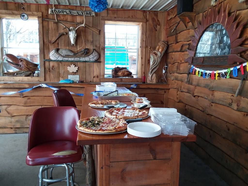 Maple Leaf Inn | restaurant | 188 S Main St, Vermontville, MI 49096, USA | 5177260098 OR +1 517-726-0098