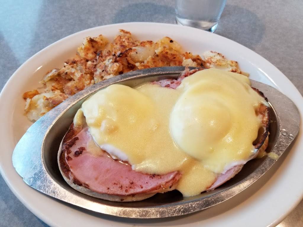 Nautilus Diner | restaurant | 2047 York Rd, Lutherville-Timonium, MD 21093, USA | 4105618826 OR +1 410-561-8826