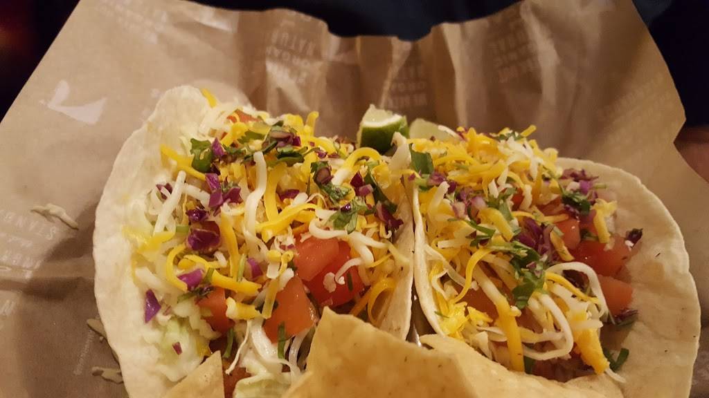 Sharkys Woodfired Mexican Grill | restaurant | 4960 Telephone Rd, Ventura, CA 93003, USA | 8053399600 OR +1 805-339-9600