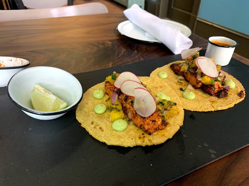 Villa Azteca | restaurant | 157 Main St, Salinas, CA 93901, USA | 8312562669 OR +1 831-256-2669