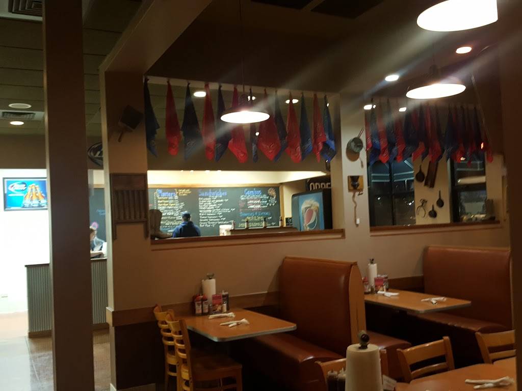 Bandanas Bar-B-Q | restaurant | 4706 Utica Ridge Rd, Davenport, IA 52807, USA | 5634241830 OR +1 563-424-1830