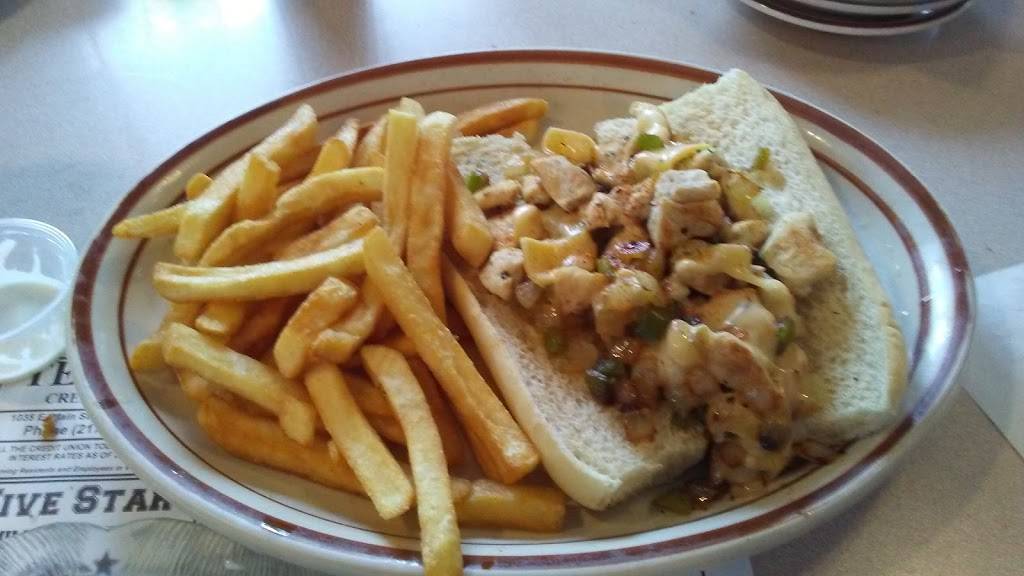 Five Star Family Restaurant | restaurant | 3216 N Vermilion St, Danville, IL 61832, USA | 2174316162 OR +1 217-431-6162