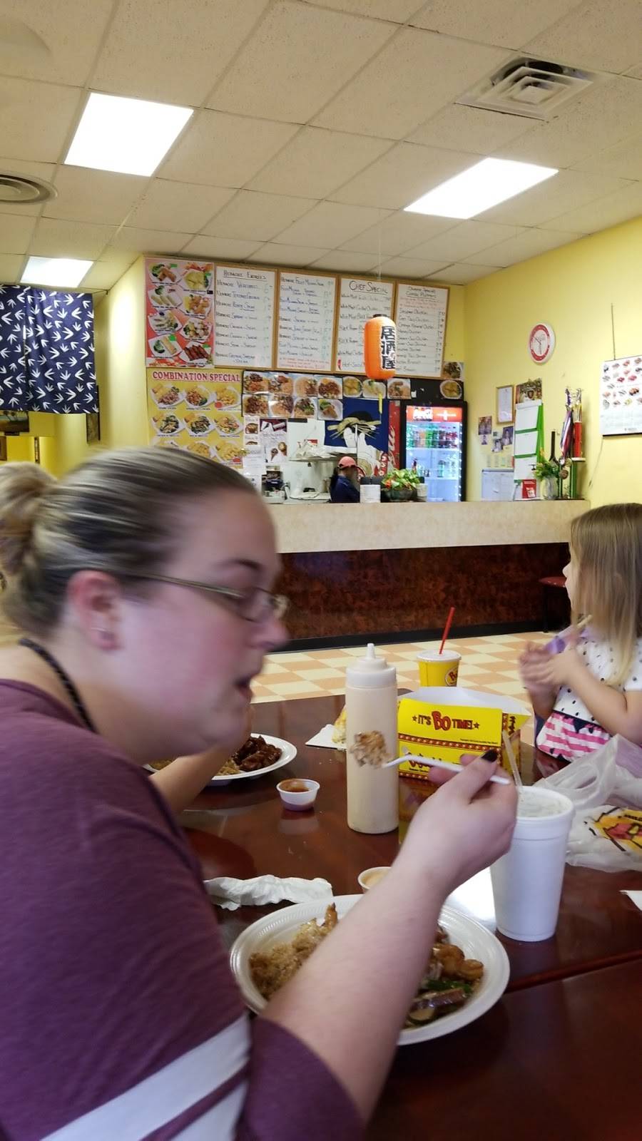 Tokyo Hibachi Grill | restaurant | 2822 Linkhorne Dr, Lynchburg, VA 24503, USA | 4343843396 OR +1 434-384-3396