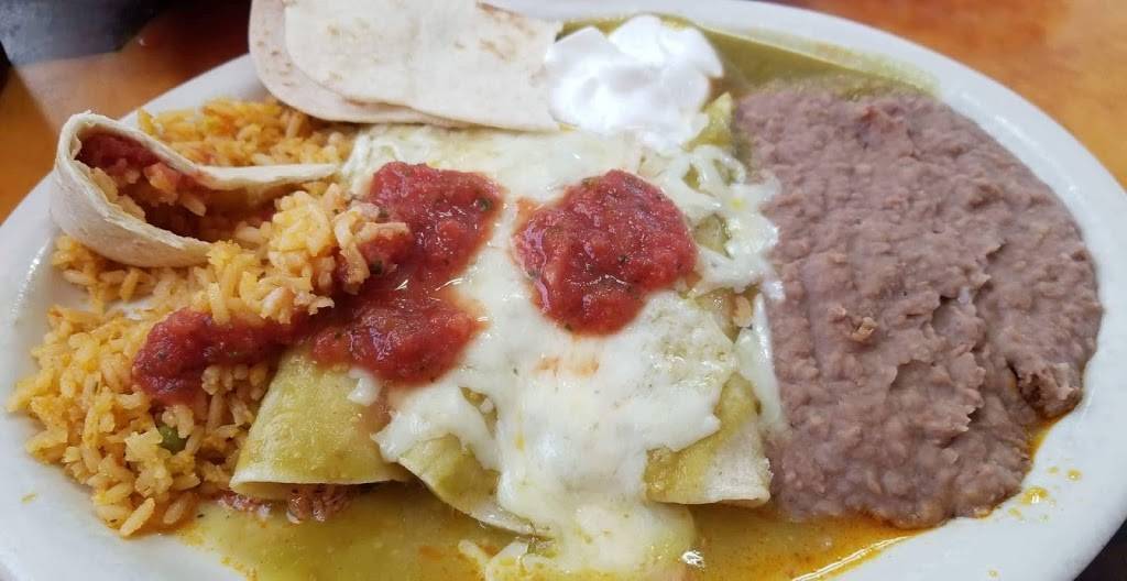 Las Tapatias De Jalisco | restaurant | 1506 S St Marys St, San Antonio, TX 78210, USA | 2105328800 OR +1 210-532-8800