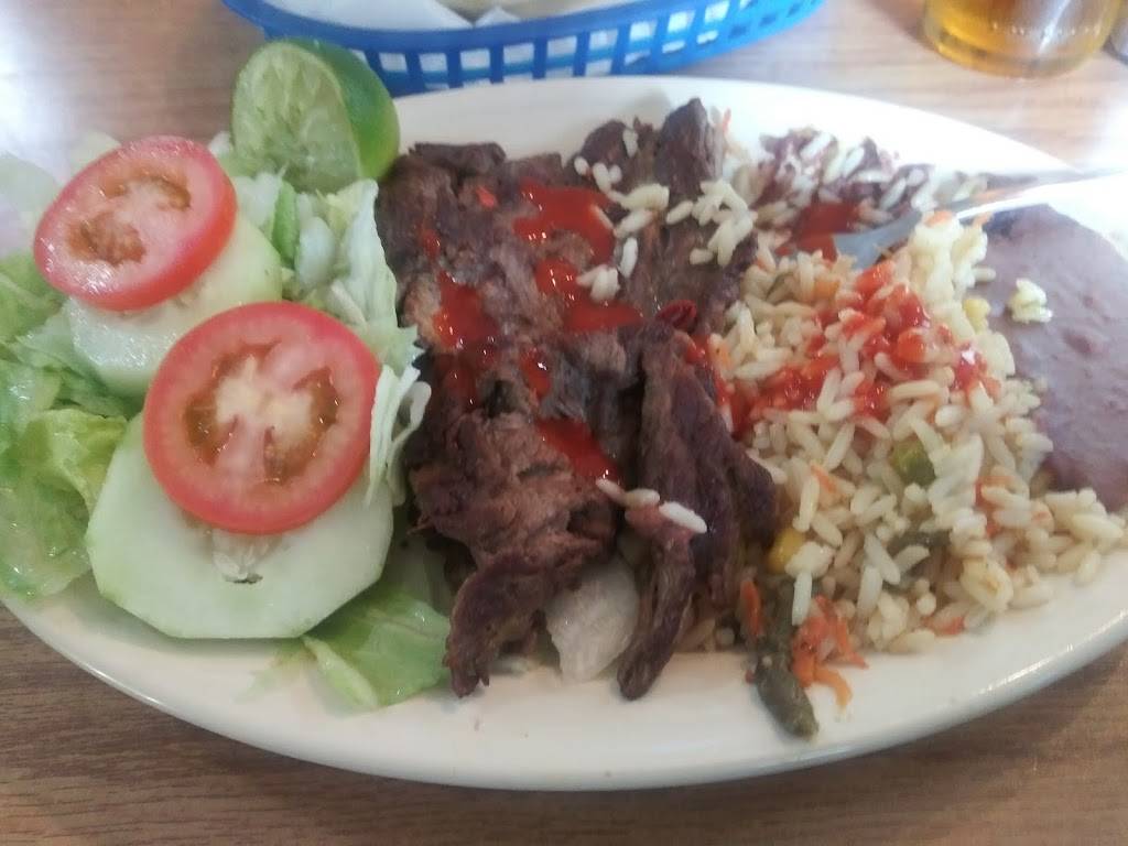 Antojitos Salvadorenos La Mrnt | restaurant | 3317 K Ave, Plano, TX 75074, USA | 9723981119 OR +1 972-398-1119