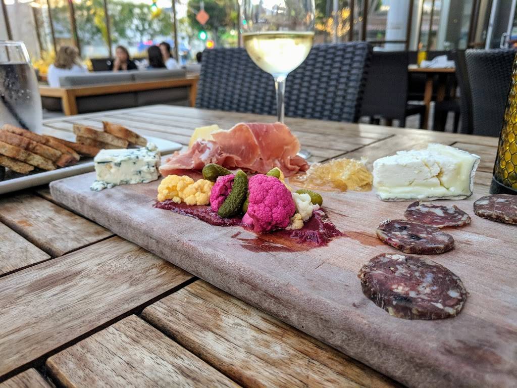 Napa Valley Grille | restaurant | 1100 Glendon Ave Ste 100, Los Angeles, CA 90024, USA | 3108243322 OR +1 310-824-3322