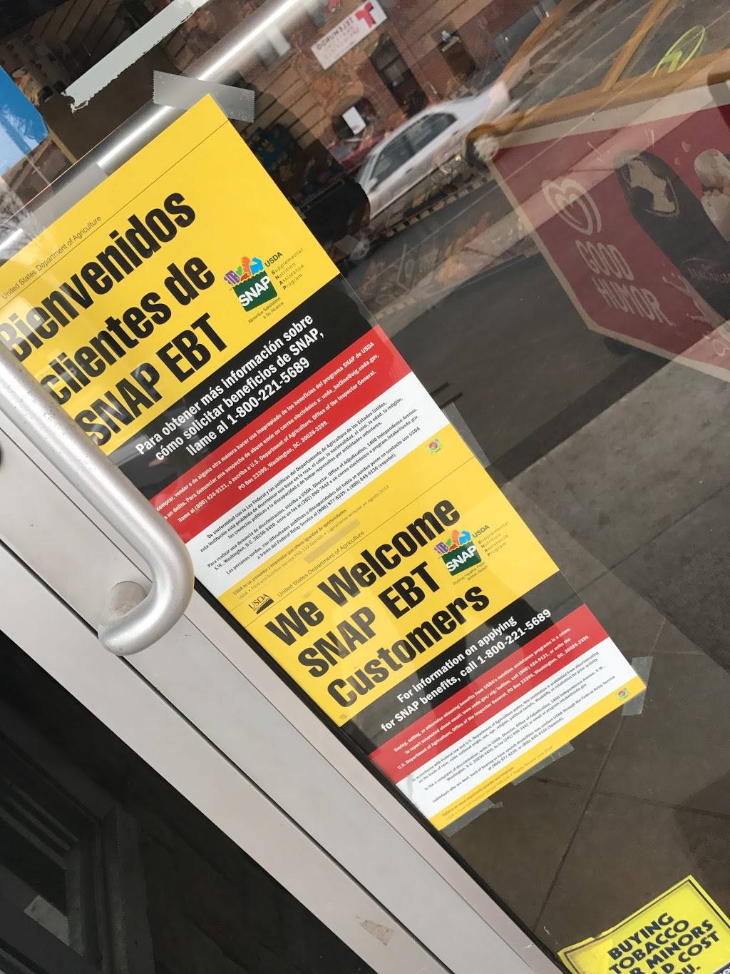 La Reinas Grocery, LLC | restaurant | 893 Maple Ave, Hartford, CT 06114, USA | 8609379605 OR +1 860-937-9605