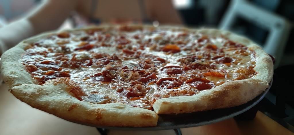 Bella Mozzarella Pizza & Grill | restaurant | 1000 Fifth St, Fort Myers Beach, FL 33931, USA | 2394632328 OR +1 239-463-2328