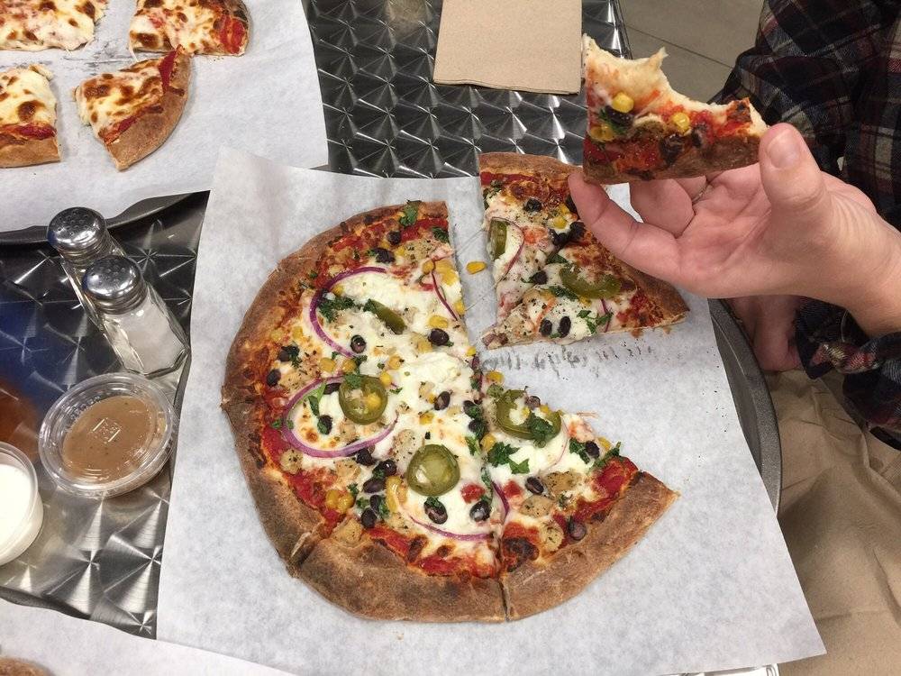 Top It! Pizzas & Salads | restaurant | 3638 Katella Ave, Los Alamitos, CA 90720, USA | 5623429300 OR +1 562-342-9300