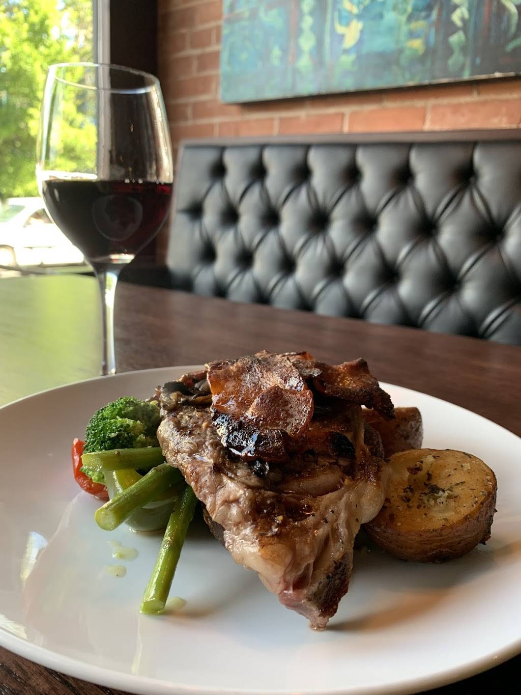 Gertis | restaurant | 225 Hunter St W, Peterborough, ON K9H 2L1, Canada | 7057437212 OR +1 705-743-7212