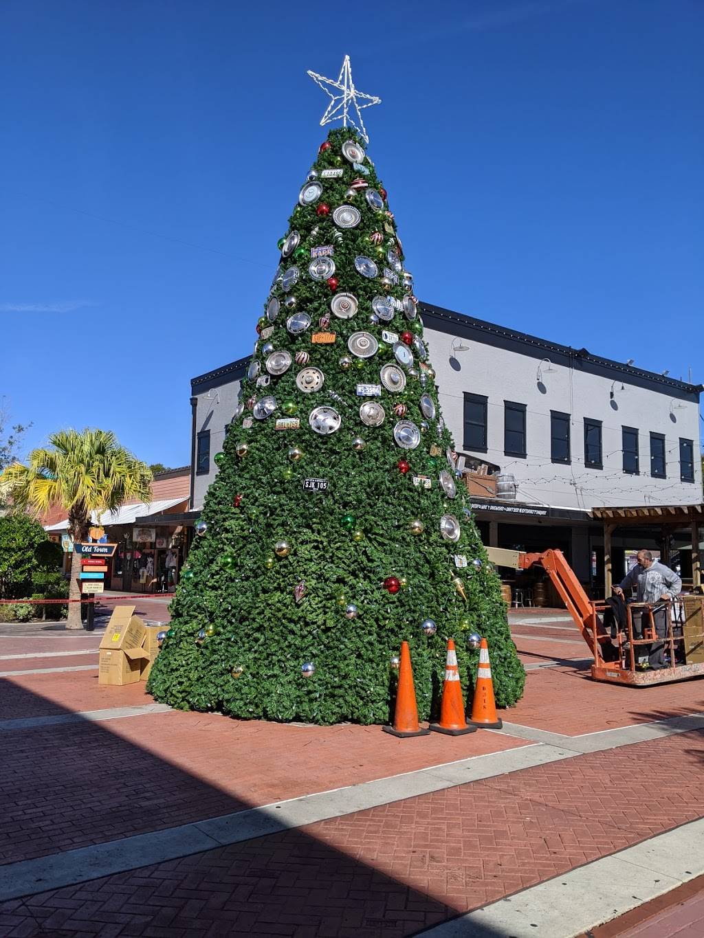 Old Town | shopping mall | 5770 W Irlo Bronson Memorial Hwy, Kissimmee, FL 34746, USA | 4073964888 OR +1 407-396-4888