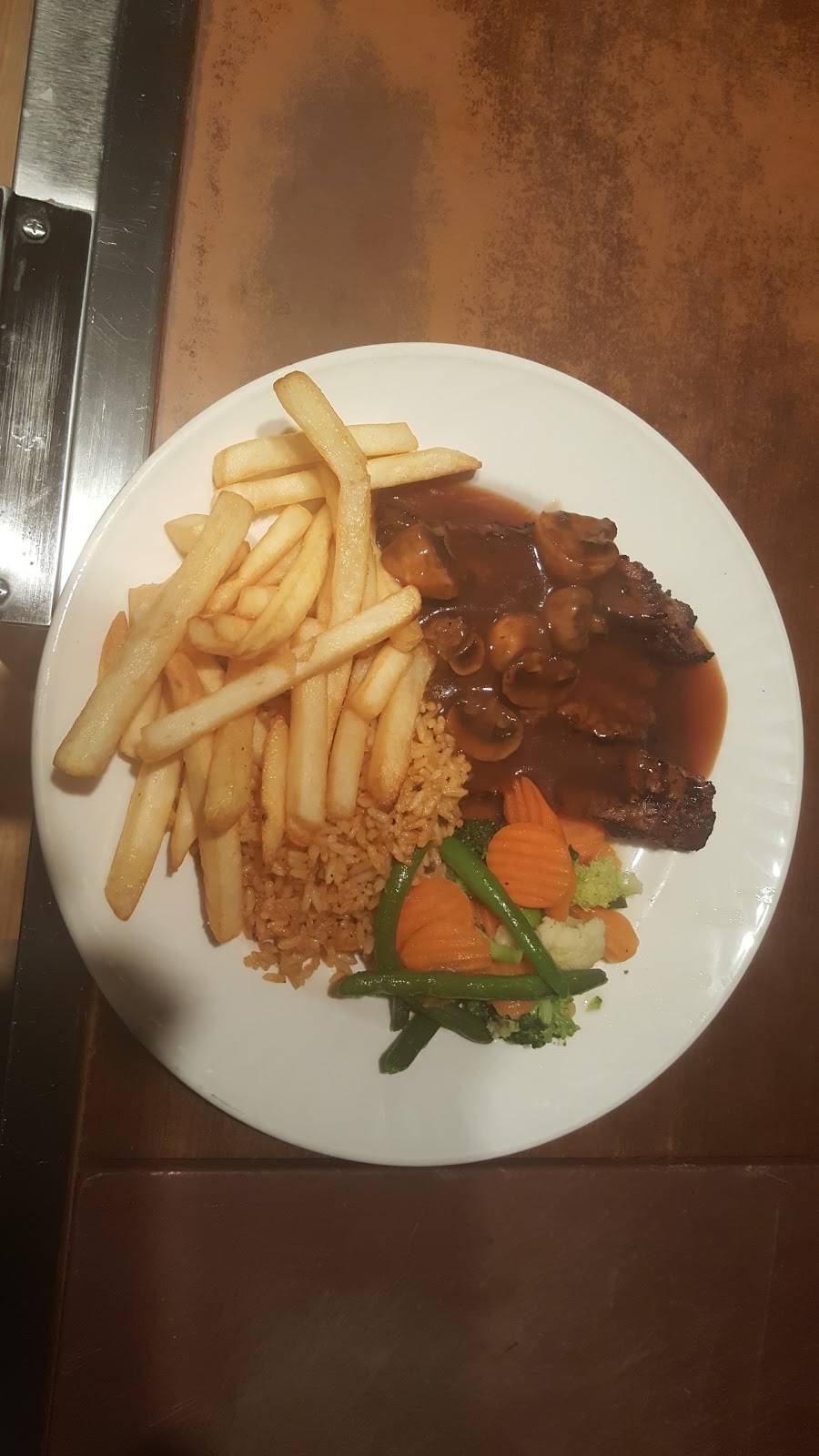 Grillades Maska | restaurant | 1665 Rue Saint-Antoine, Saint-Hyacinthe, QC J2S 3L3, Canada | 4507748354 OR +1 450-774-8354