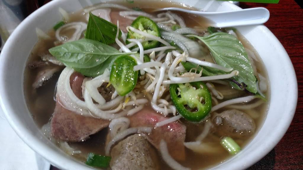Monster Phở | restaurant | 3905 Broadway, Oakland, CA 94611, USA | 5107884459 OR +1 510-788-4459