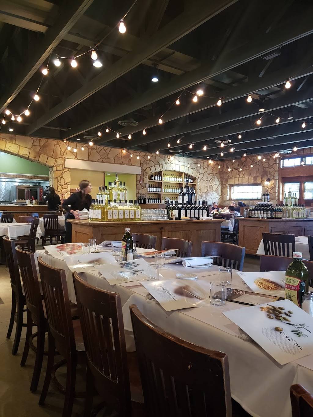 Romanos Macaroni Grill | restaurant | 2510 Tenderfoot Hill St, Colorado Springs, CO 80906, USA | 7195409833 OR +1 719-540-9833