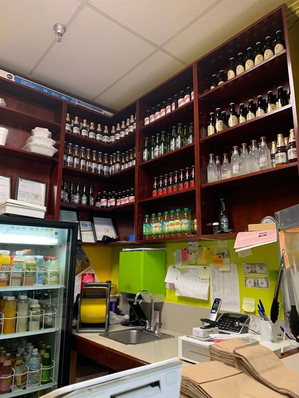 Bull Top Taste LLC | restaurant | 4707 N Congress Ave, Boynton Beach, FL 33426, USA | 5614442443 OR +1 561-444-2443