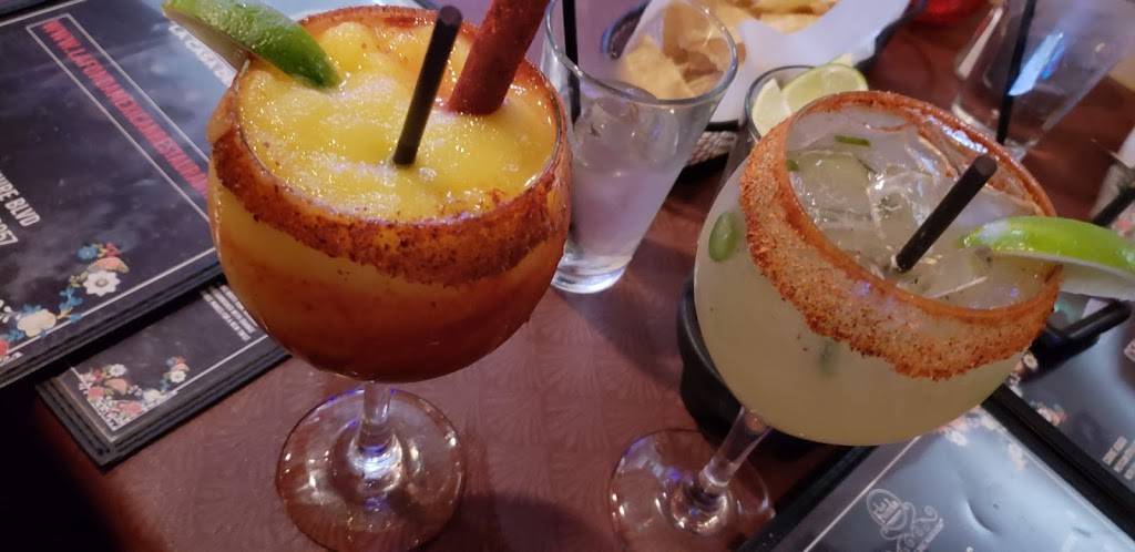 La Fonda de Los Camperos | night club | 2501 Wilshire Blvd, Los Angeles, CA 90057, USA | 2133805055 OR +1 213-380-5055