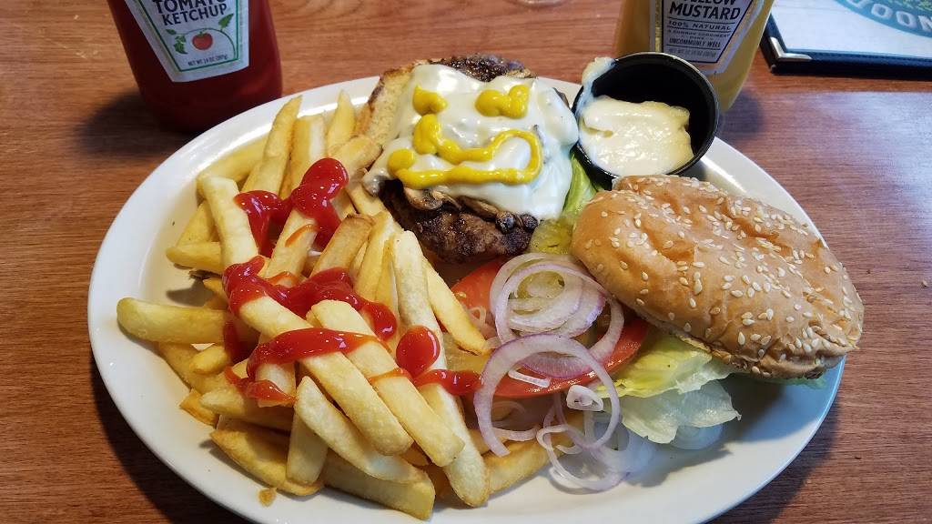 Oakwood Country Cafe | restaurant | 3051 Oakwood Blvd, Melvindale, MI 48122, USA | 3133894444 OR +1 313-389-4444