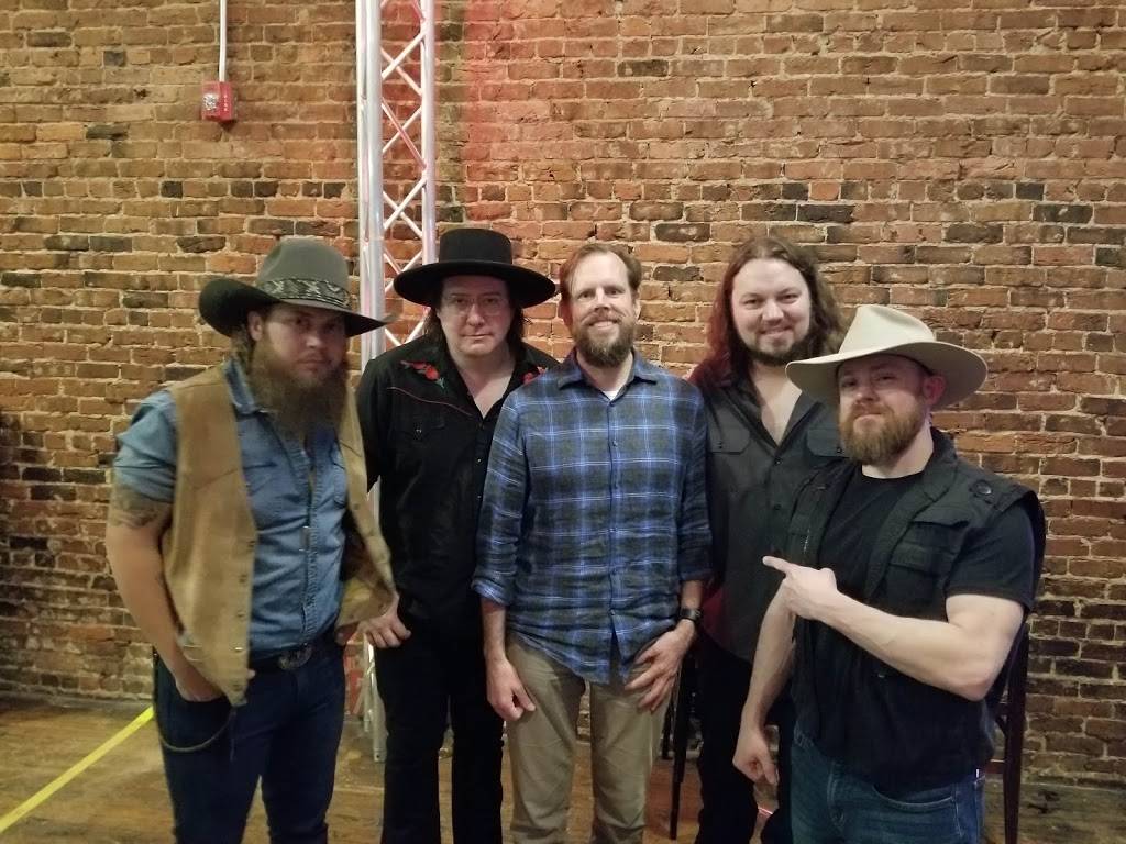 Capones | night club | 227 E Main St, Johnson City, TN 37604, USA | 4239282295 OR +1 423-928-2295