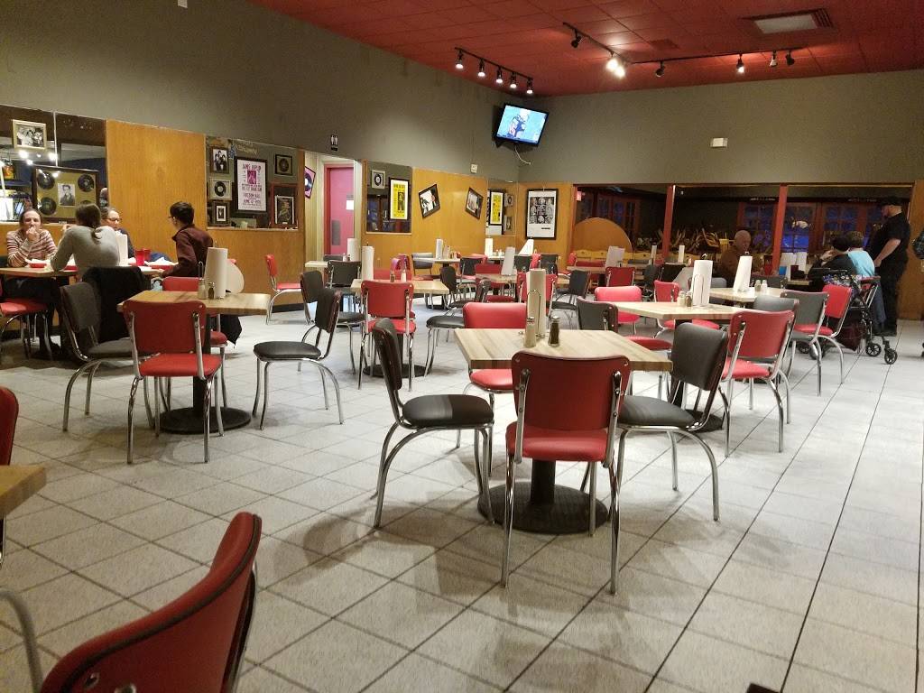 Fuddruckers | restaurant | 2373 Austin Pkwy, Flint, MI 48507, USA | 8108208584 OR +1 810-820-8584