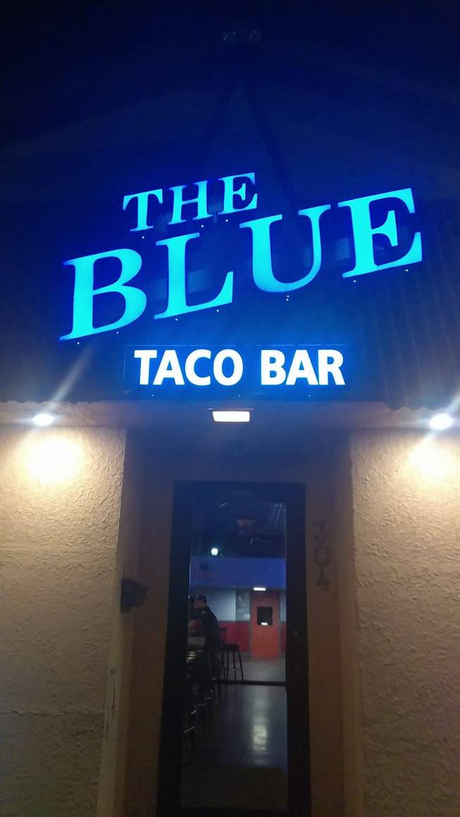 The Blue Taco Bar | restaurant | 304 N Cedar Lake Rd, Round Lake, IL 60073, USA | 8478867510 OR +1 847-886-7510