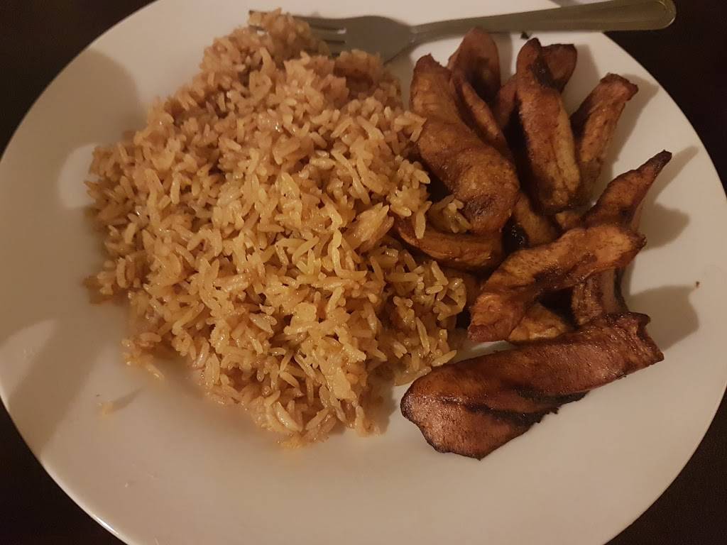 Le Plato | restaurant | 785 Danforth Ave B, Toronto, ON M4J 1L2, Canada | 4164658893 OR +1 416-465-8893