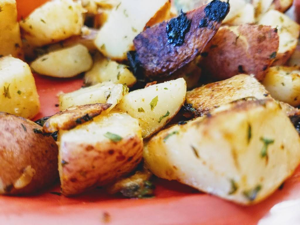 Biscuits Cafe | restaurant | 4200 Mercantile Dr #790, Lake Oswego, OR 97035, USA | 5033058058 OR +1 503-305-8058