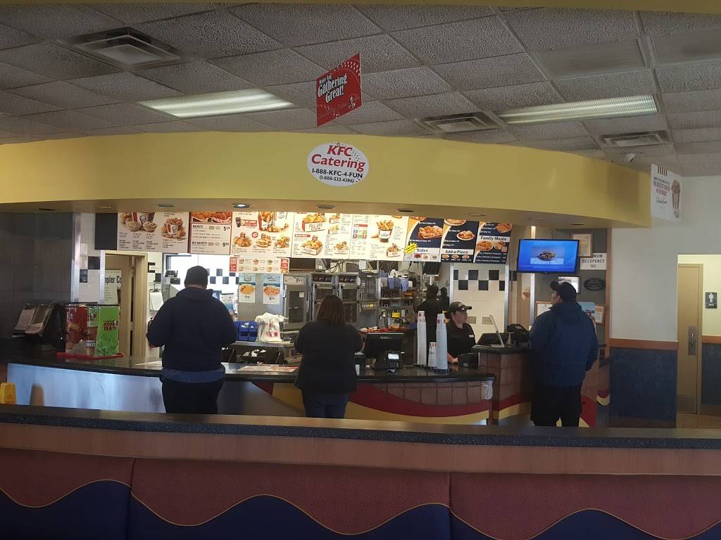 KFC | restaurant | 20250 Timberlake Rd, Lynchburg, VA 24502, USA | 4342372758 OR +1 434-237-2758