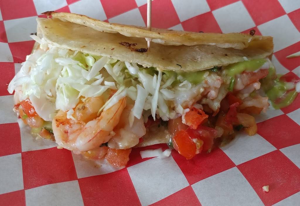 Mariscos Titos | restaurant | Blvd. Fundadores, El Rubi, 22626 Tijuana, B.C., Mexico | 016646370125 OR +52 664 637 0125