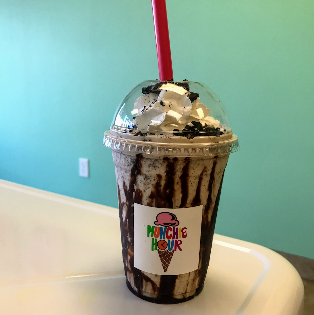 Munchie Hour | restaurant | 1331 Fair Ave, San Antonio, TX 78223, USA | 2104515200 OR +1 210-451-5200