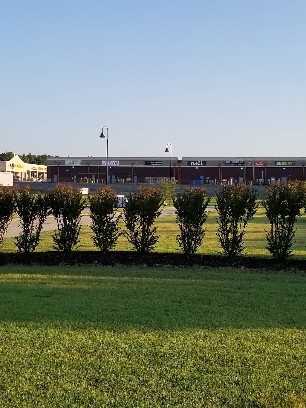 Subway | restaurant | 1341 N Westwood Blvd, Poplar Bluff, MO 63901, USA | 5736863222 OR +1 573-686-3222