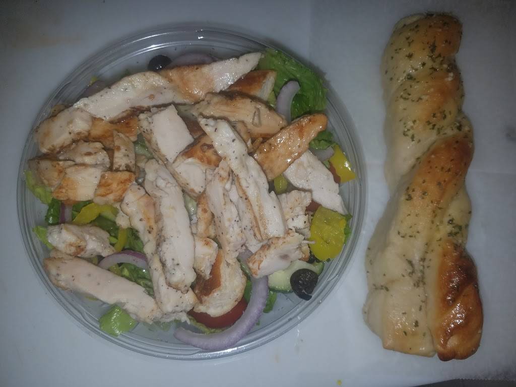 Schiano Pizza | restaurant | Plaza Del Sol, 3831 W Vine St, Kissimmee, FL 34741, USA | 4079335383 OR +1 407-933-5383